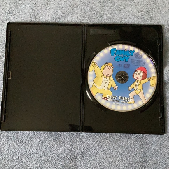 Family Guy DVDs - Volume 3 - Picture 7 of 7
